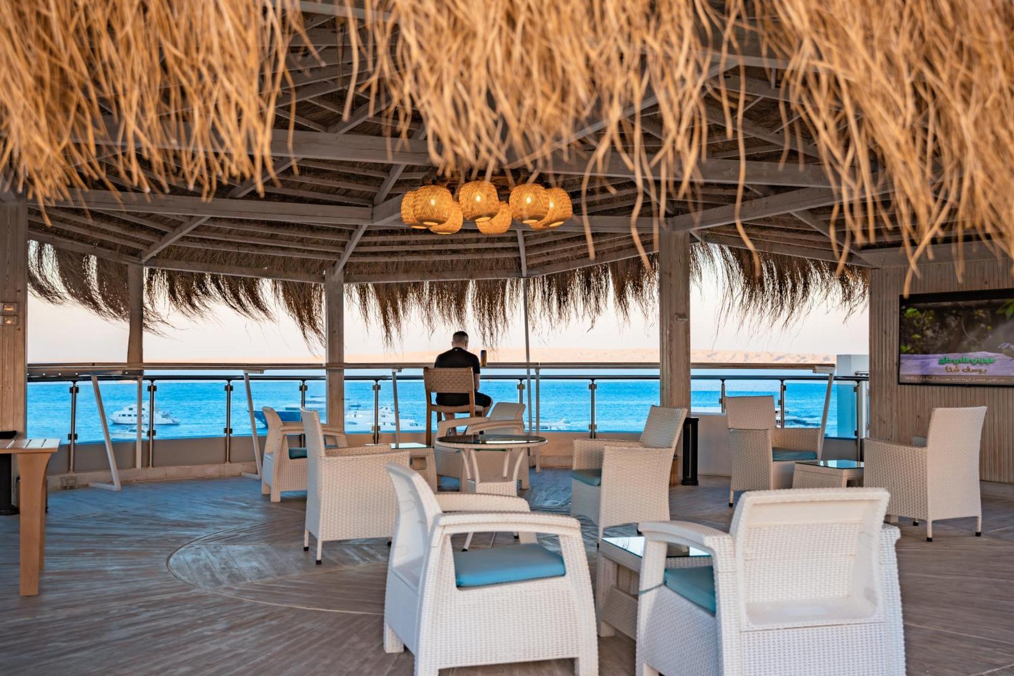 Redcon Suites Hurghada Exterior photo