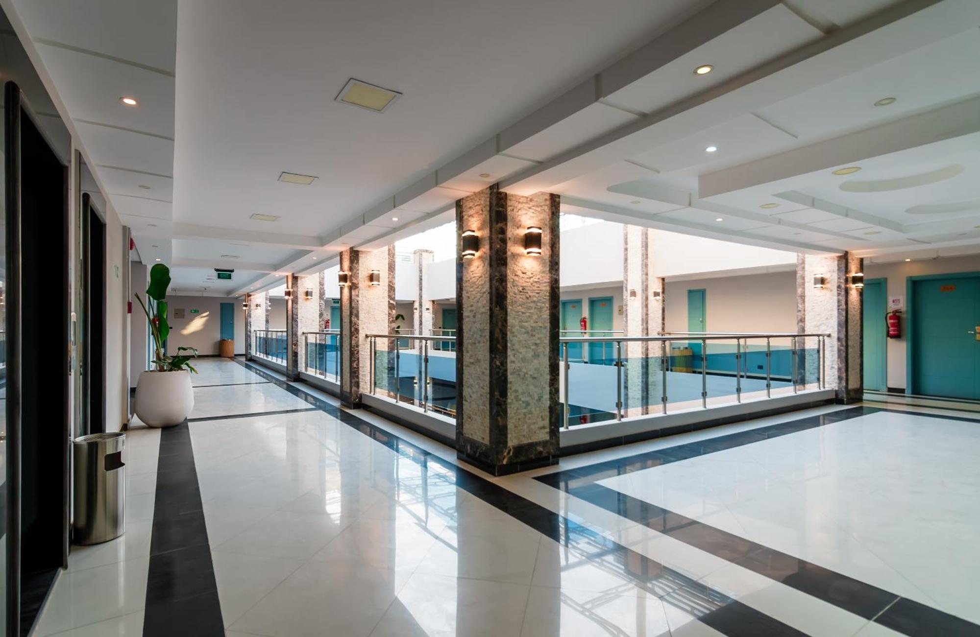 Redcon Suites Hurghada Exterior photo